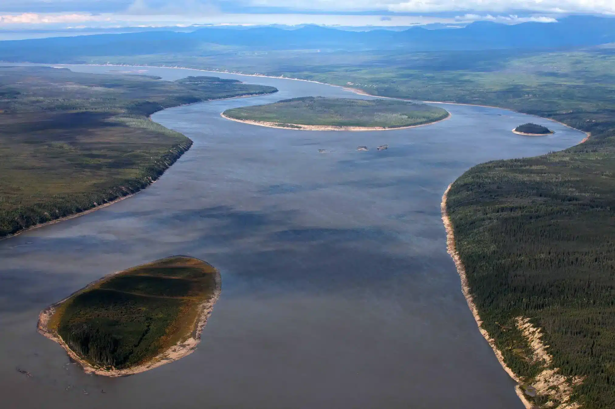 Key Facts about Mackenzie River