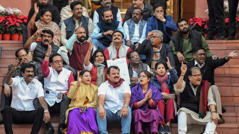 How MPs are Suspended?