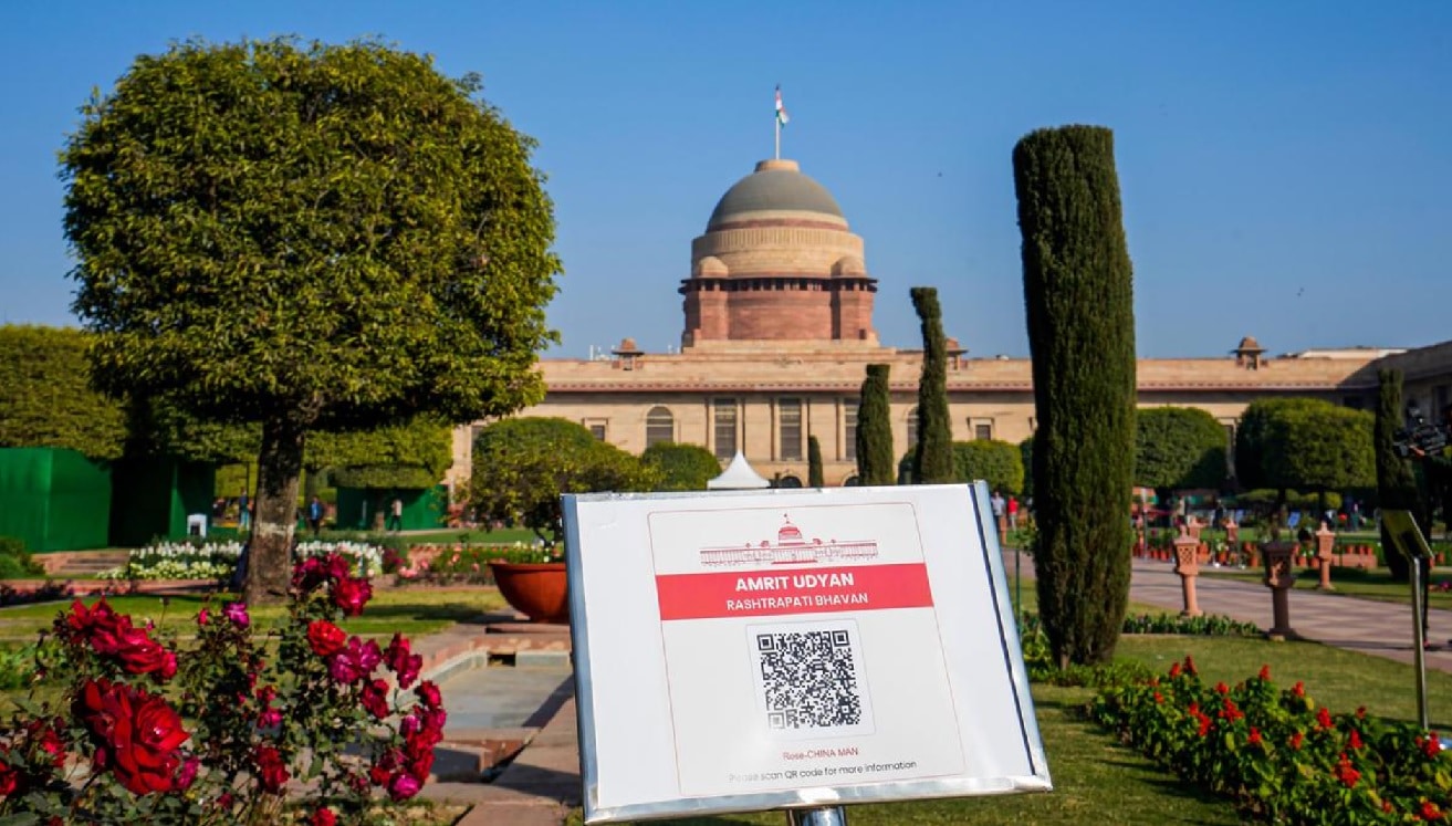 Mughal Gardens renamed as Amrit Udyan