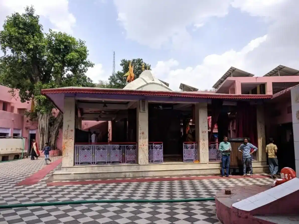 Pandupol Hanuman Temple