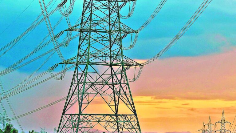 Power trading: Govt asks regulator CERC to begin process for coupling power exchanges