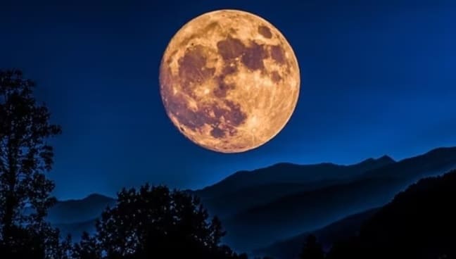 Super Blue Moon