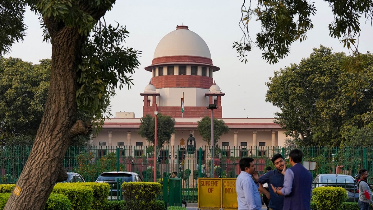 Supreme Court Rules in Favour of Delhi Govt in Tussle with Centre