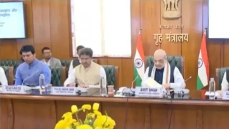 Centre signs pact to address Tripura's indigenous issues