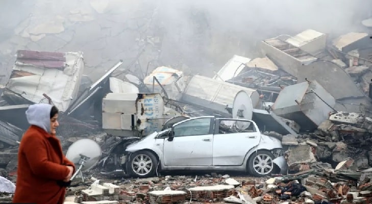 Turkey hit by series of powerful earthquakes