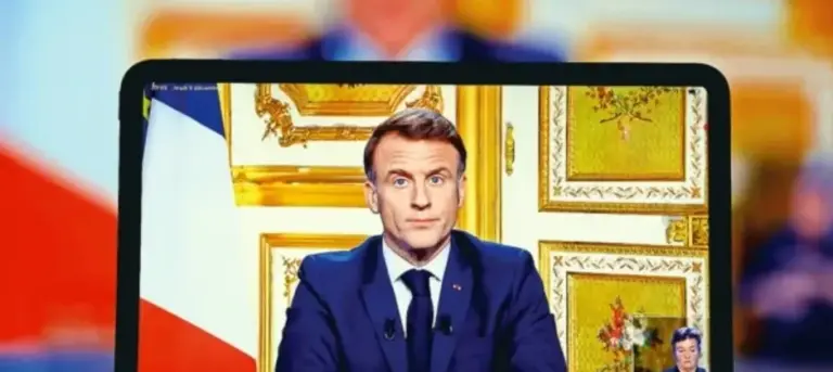 Collapse of France's Government: A Political Crisis Explained