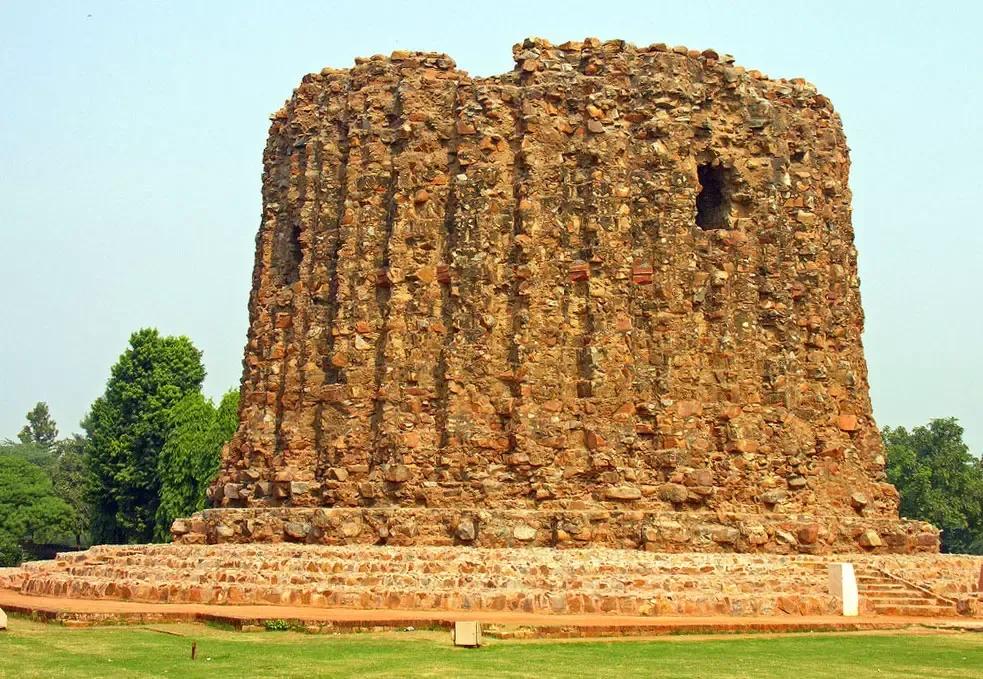 Alai Minar